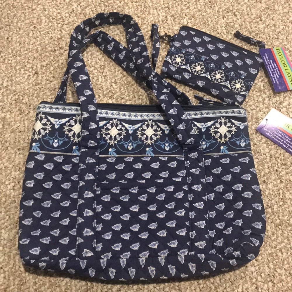 BRAND NEW Fabric bag with wristlet
